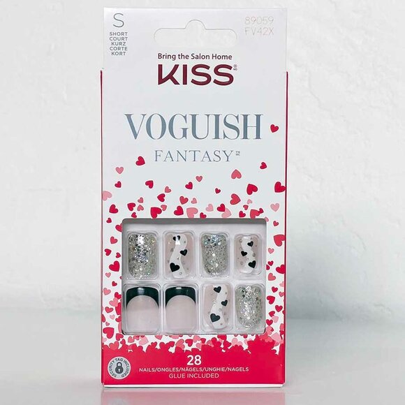 KISS Voguish Fantasy Nails Short Length - Love Is Blind - Picture 1 of 8